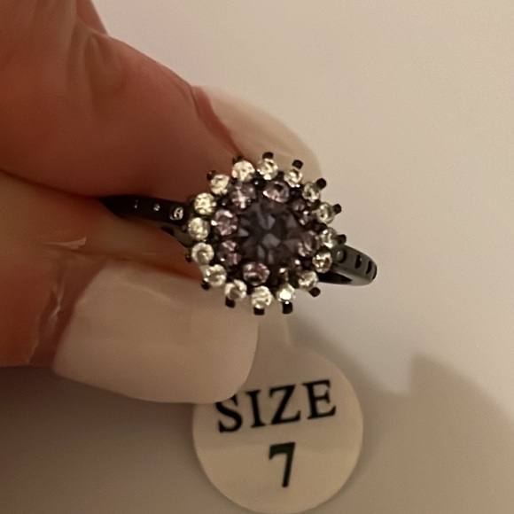 🌺HP🌺Amethyst Crystal Halo Ring sz7 - Picture 6 of 12